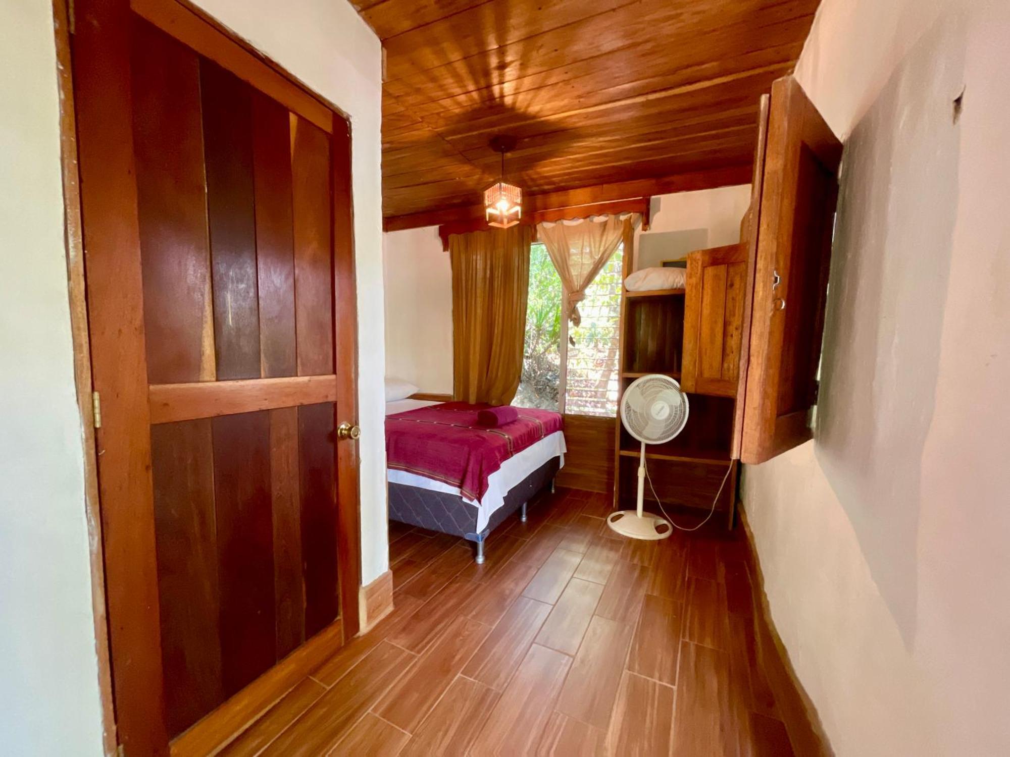 Hotel Mon Ami El Remate Εξωτερικό φωτογραφία